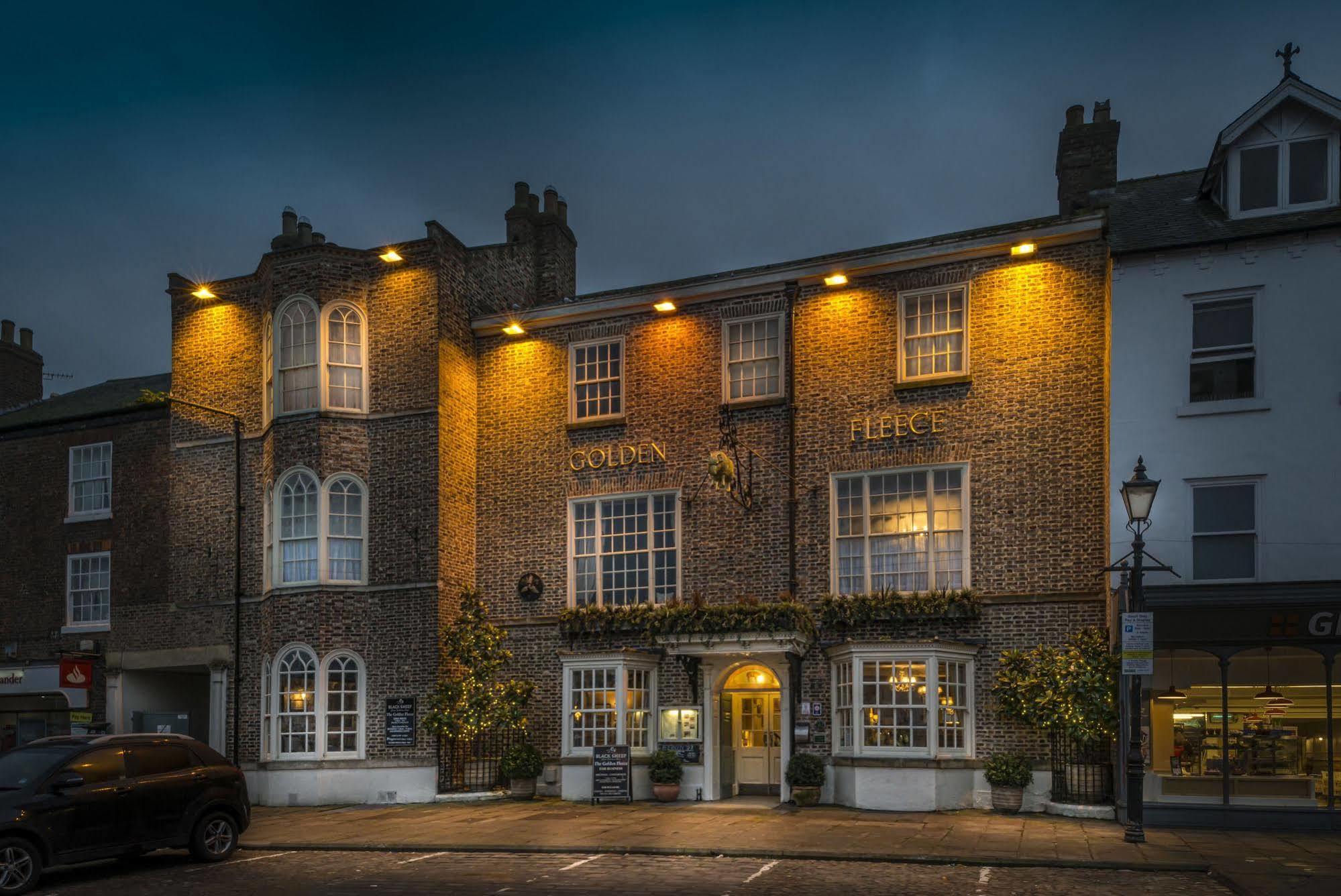 The Golden Fleece Hotel, Thirsk, North Yorkshire Exterior foto